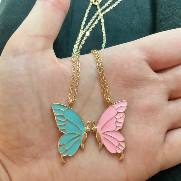 Barbie Princess and the Pauper Inspired Matching Butterfly Pendants Set - Picture 3 of 5